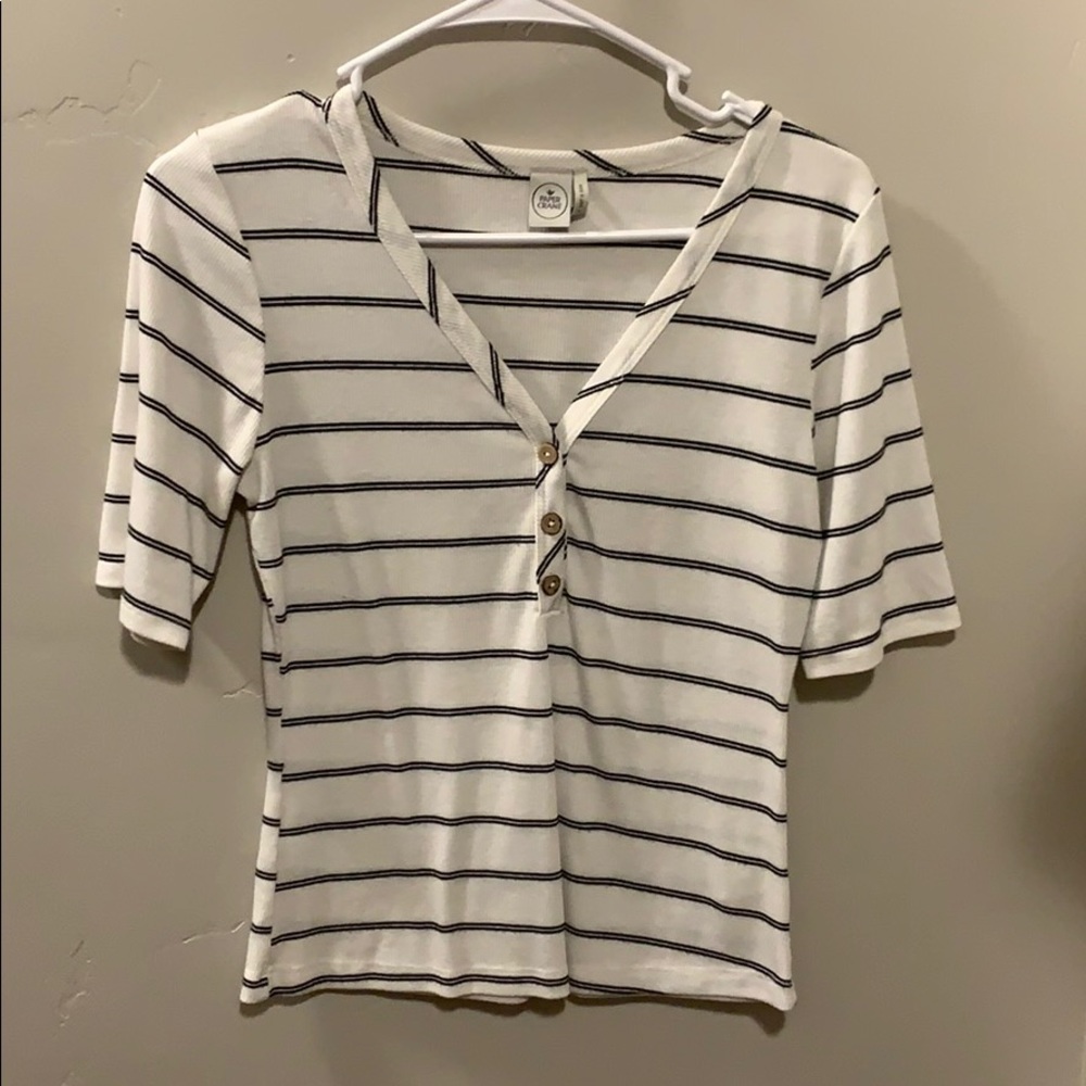 Stripped quarter sleeve shirt
